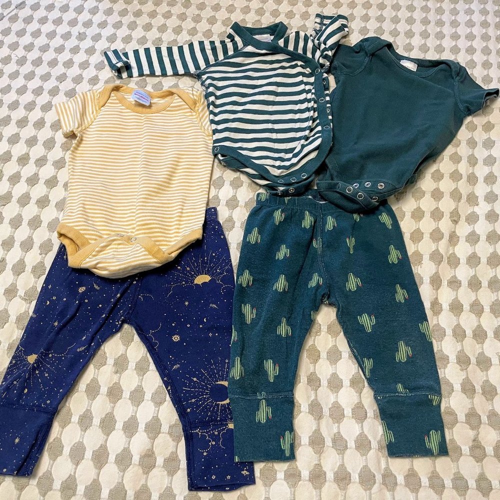 Lot of Hanna Andersson size 70/6-12 months